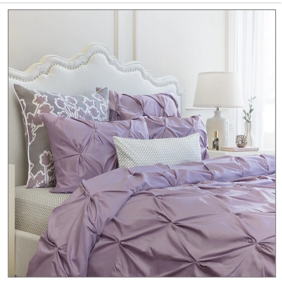 crane & canopy Other - Pintuck duvet cover & pillow shams (queen)